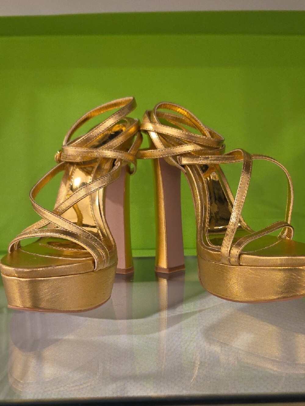 Jennifer Lopez Gold Metallic Platform Strappy sandals size 9 new without box - Picture 3 of 12